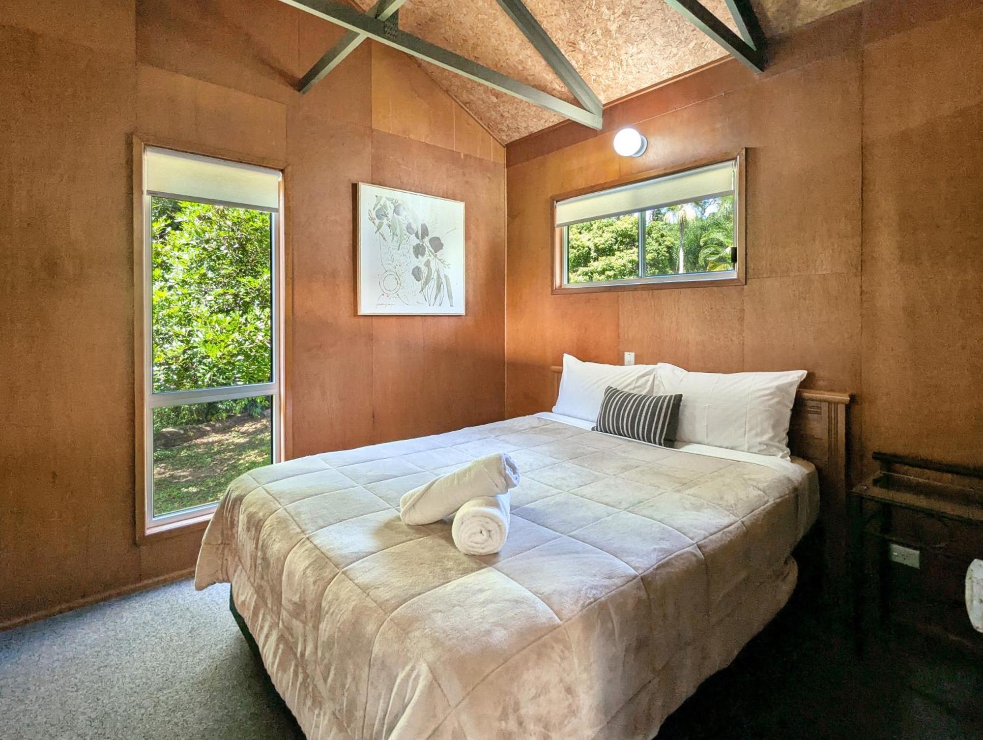 Gumnut Glen Cabins ヤプーン エクステリア 写真