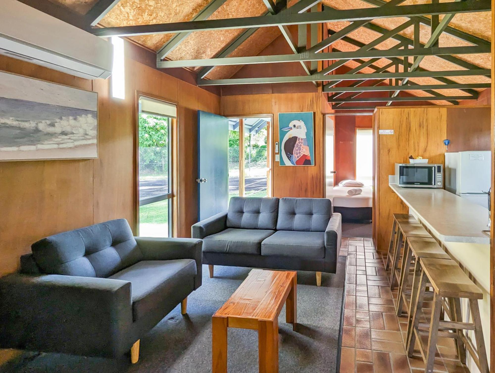 Gumnut Glen Cabins ヤプーン エクステリア 写真