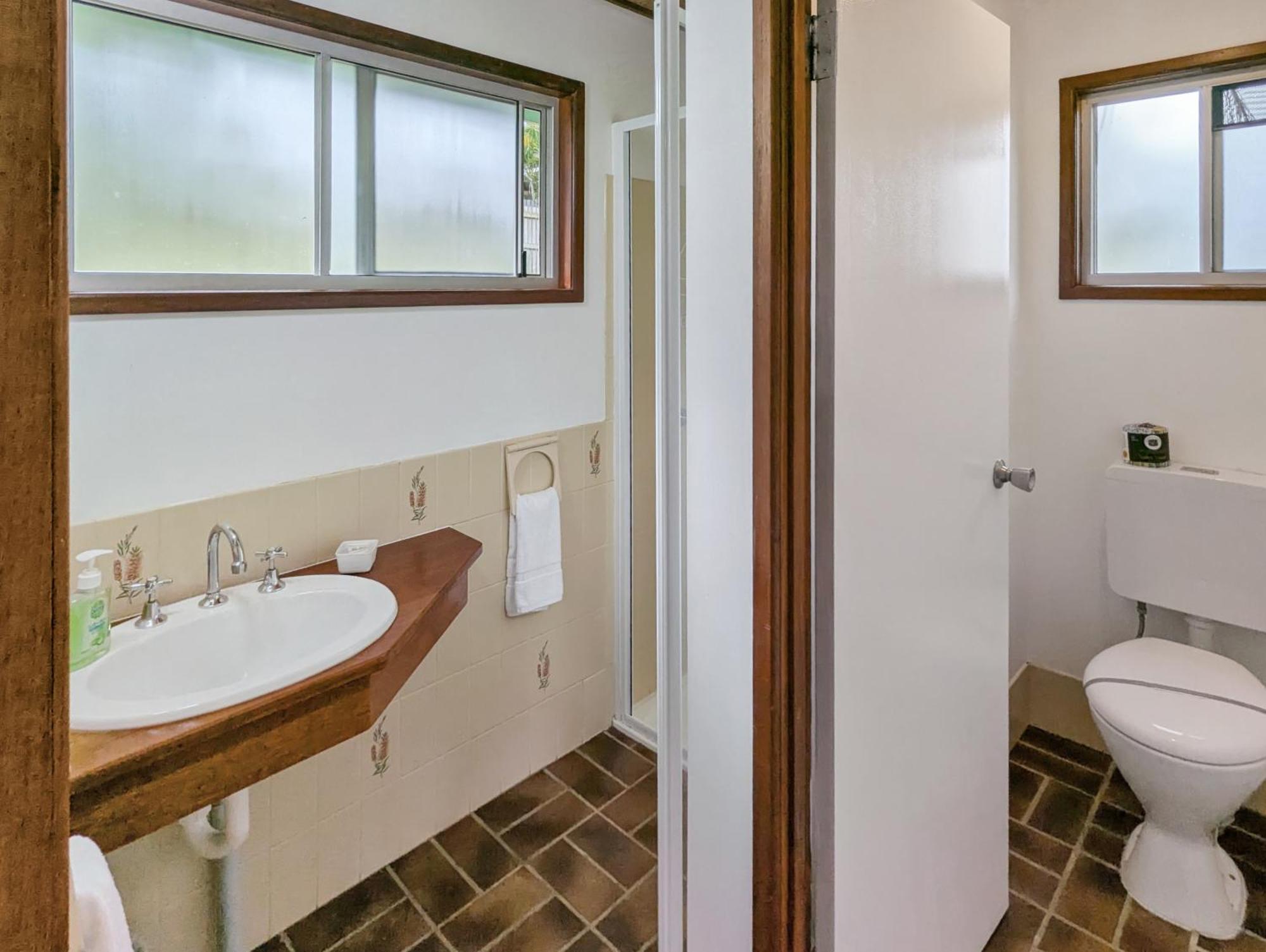 Gumnut Glen Cabins ヤプーン エクステリア 写真
